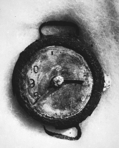 6 de Agosto, 8:15 de la mañana. La vida se detuvo en Hiroshima tal como lo muestra este reloj de pulsera. Foto: AP. Archivo de las Naciones Unidas.